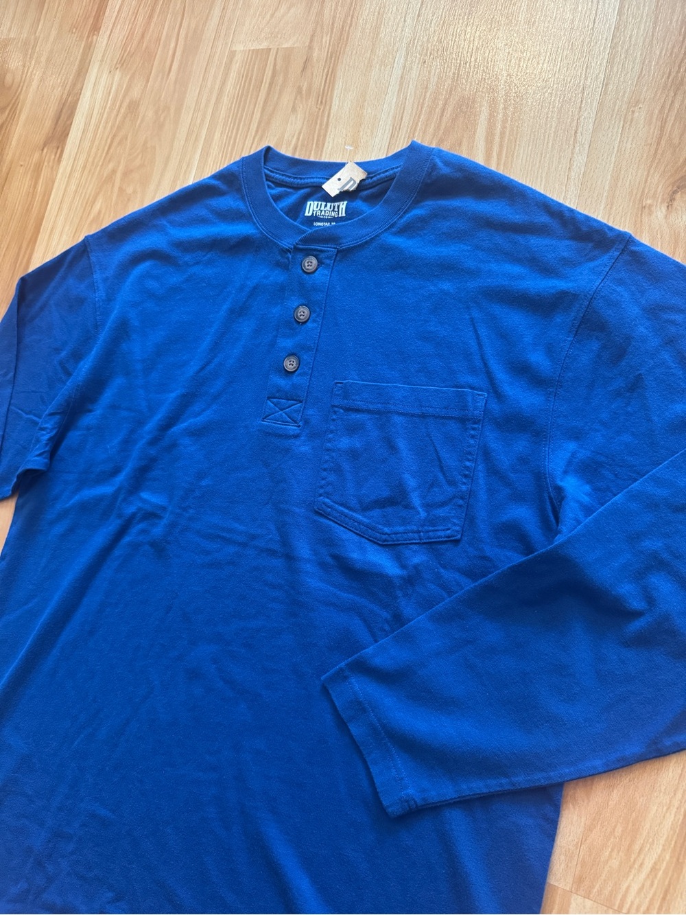 NEW- Duluth Trading Company Longtail Cotton Henley Long Sleeve Shirt Mens Medium